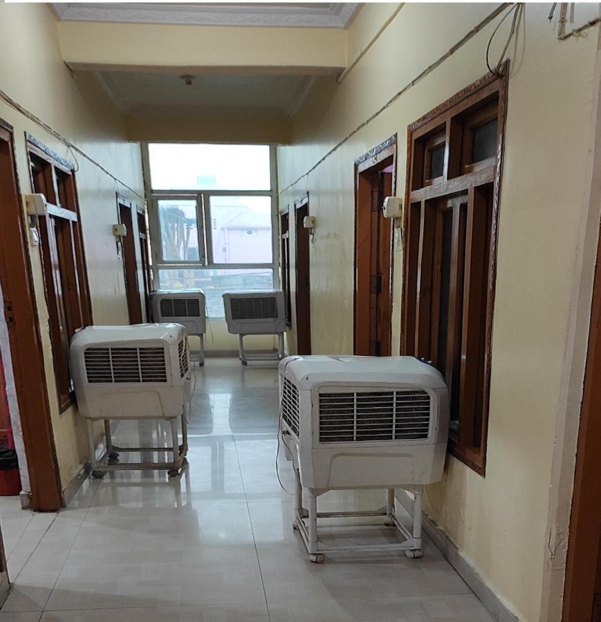 Hotel Avadh Balrāmpur エクステリア 写真