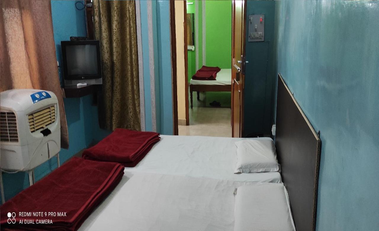 Hotel Avadh Balrāmpur エクステリア 写真